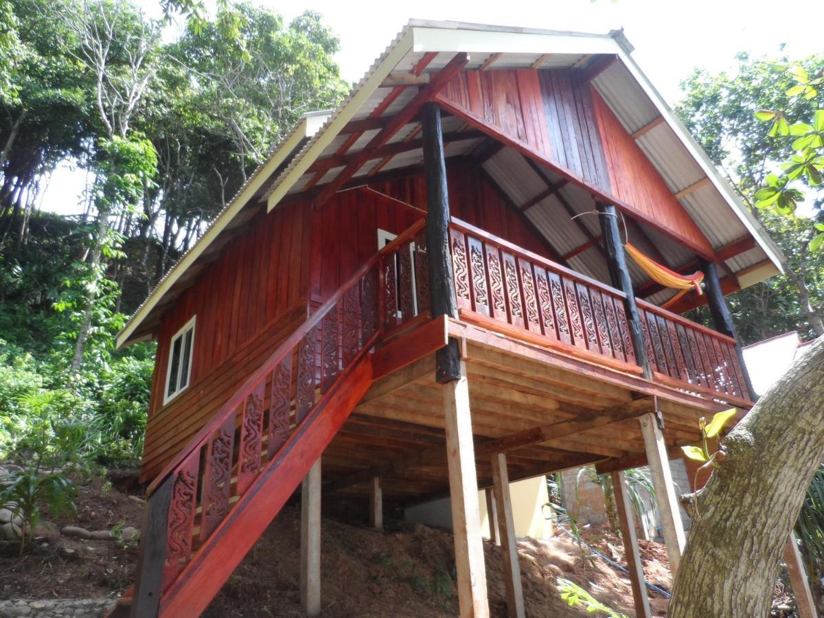 Kohjum Seafront Resort Koh Jum Exterior photo